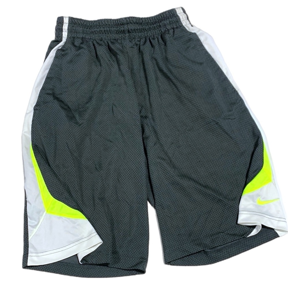 Nike Black &‎ Gray Athletic Performance Shorts Basketball Short Boys Small- 4220